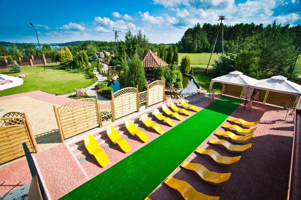 Hotel Mazurski Dworek Миколайки Экстерьер фото