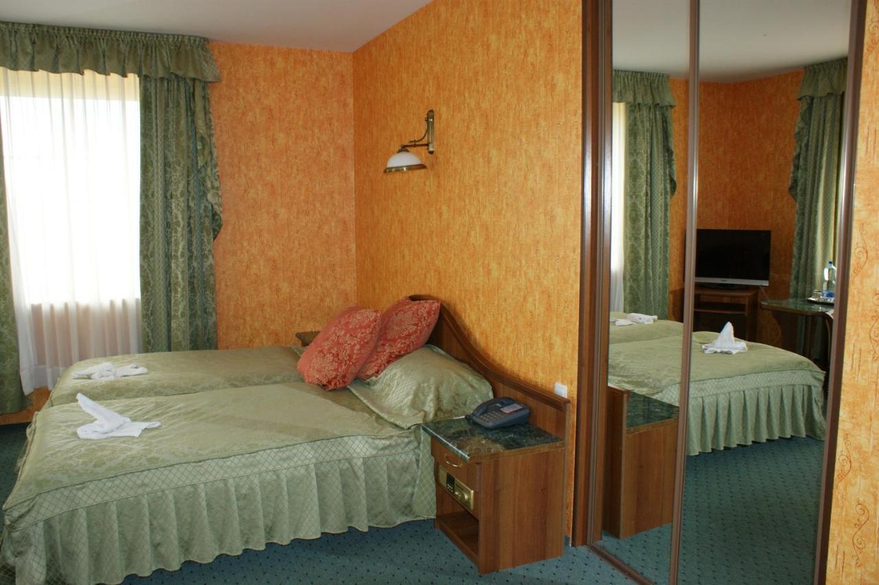 Hotel Mazurski Dworek Миколайки Номер фото